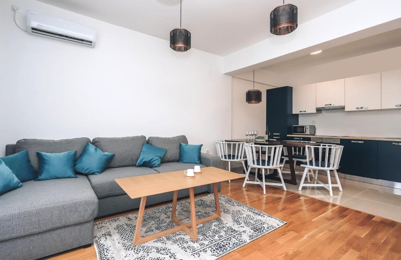 Status-M Apartments Bečići エクステリア 写真