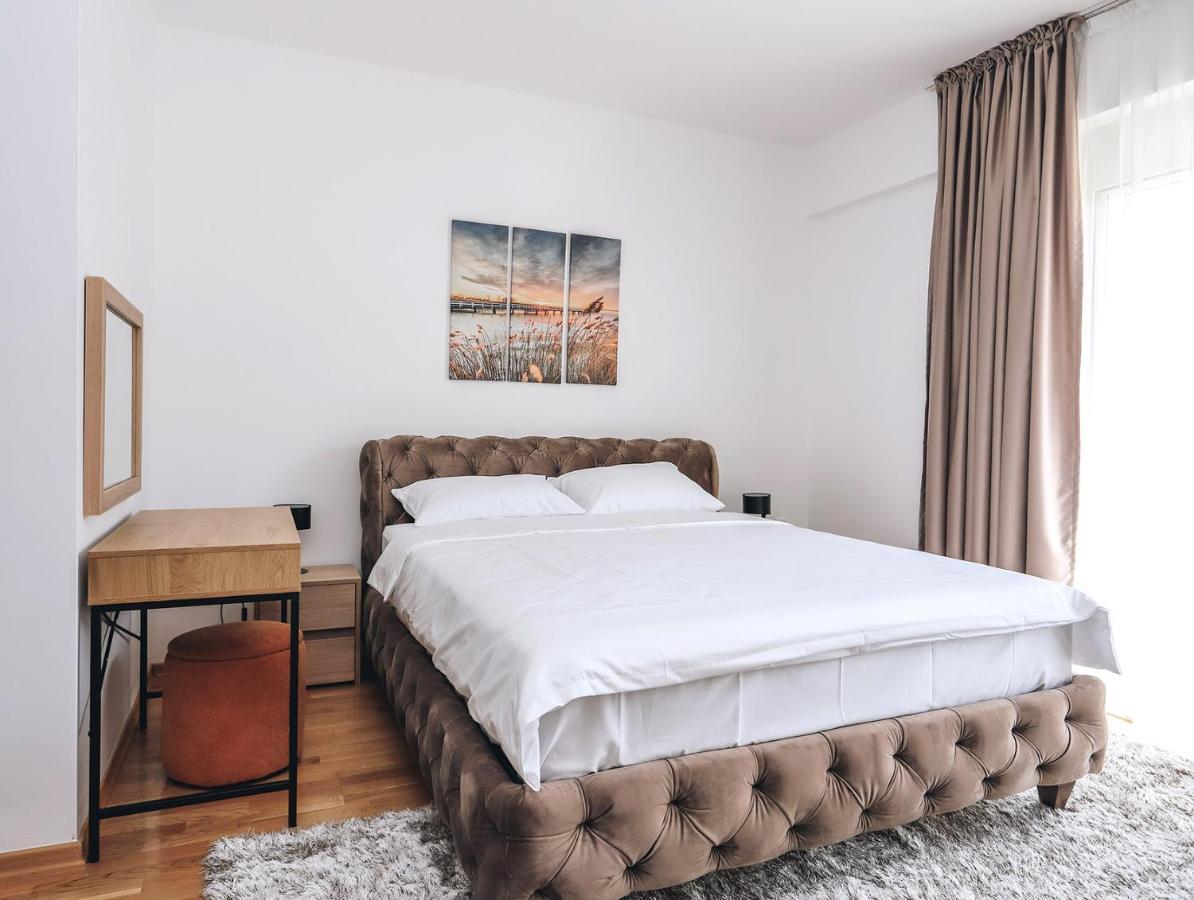Status-M Apartments Bečići エクステリア 写真