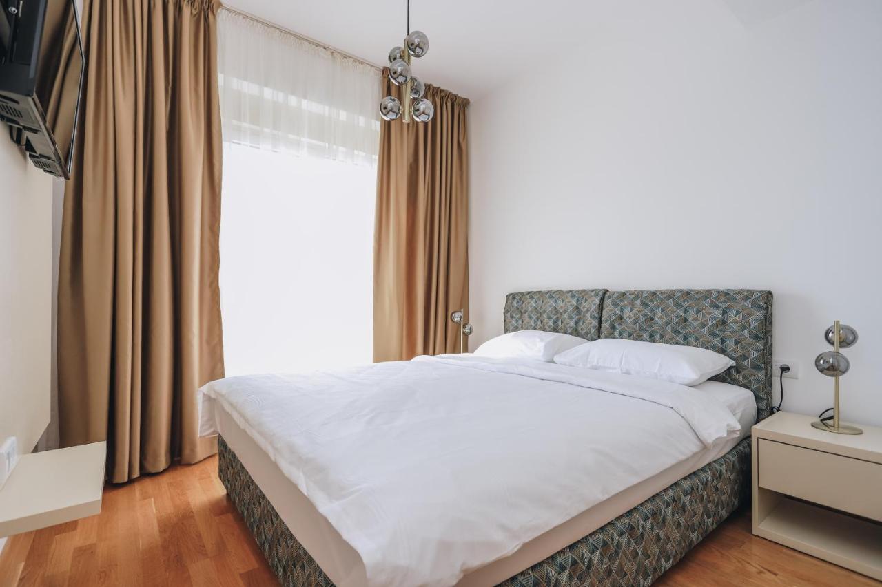 Status-M Apartments Bečići エクステリア 写真