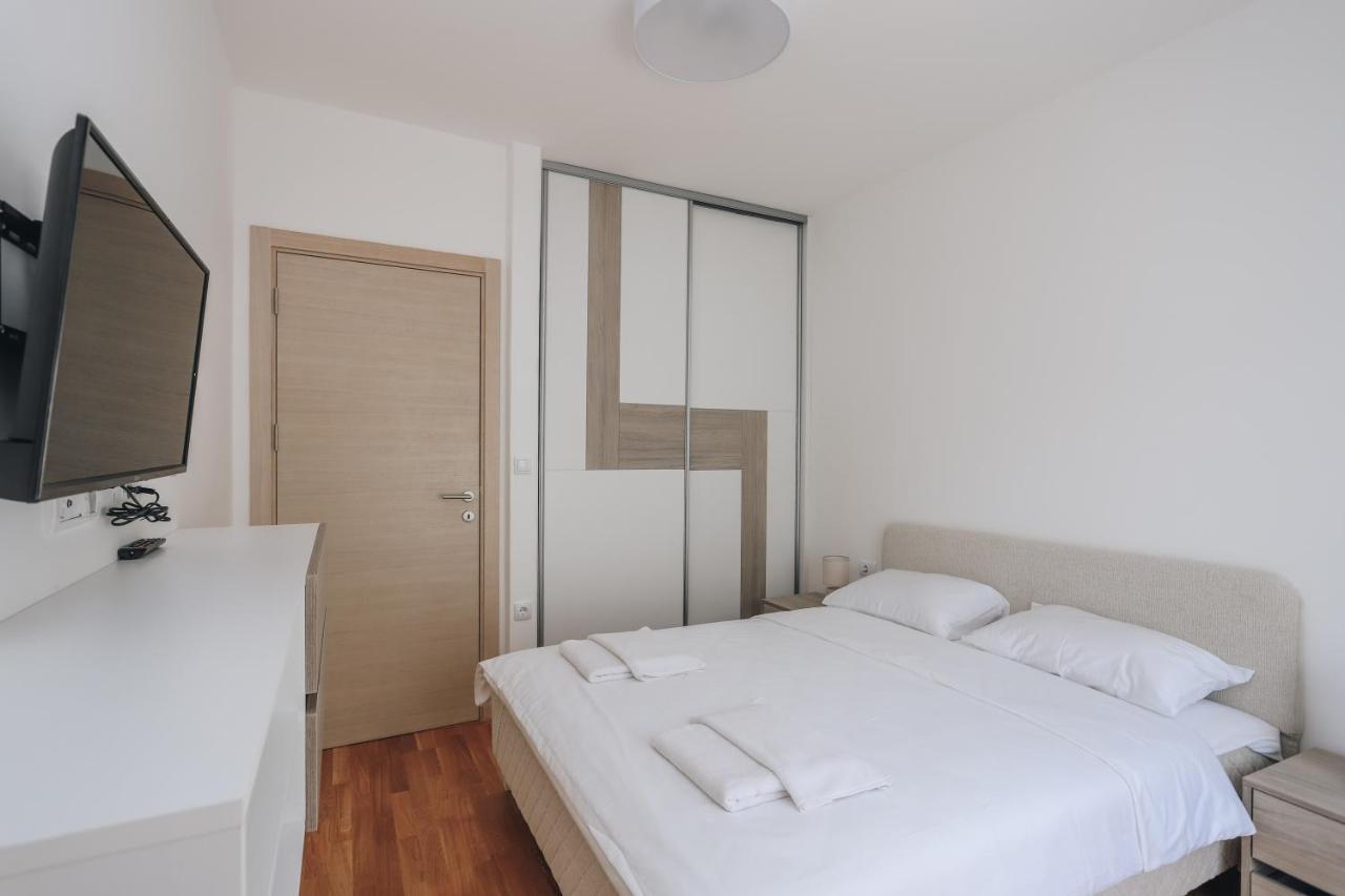 Status-M Apartments Bečići エクステリア 写真